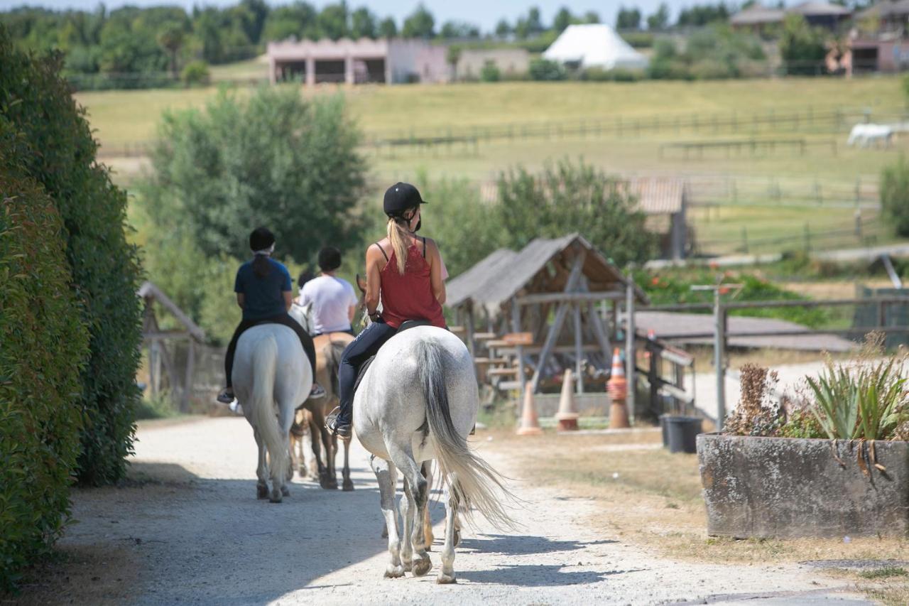Village Vacances - Defiplanet' Dienne  Luaran gambar
