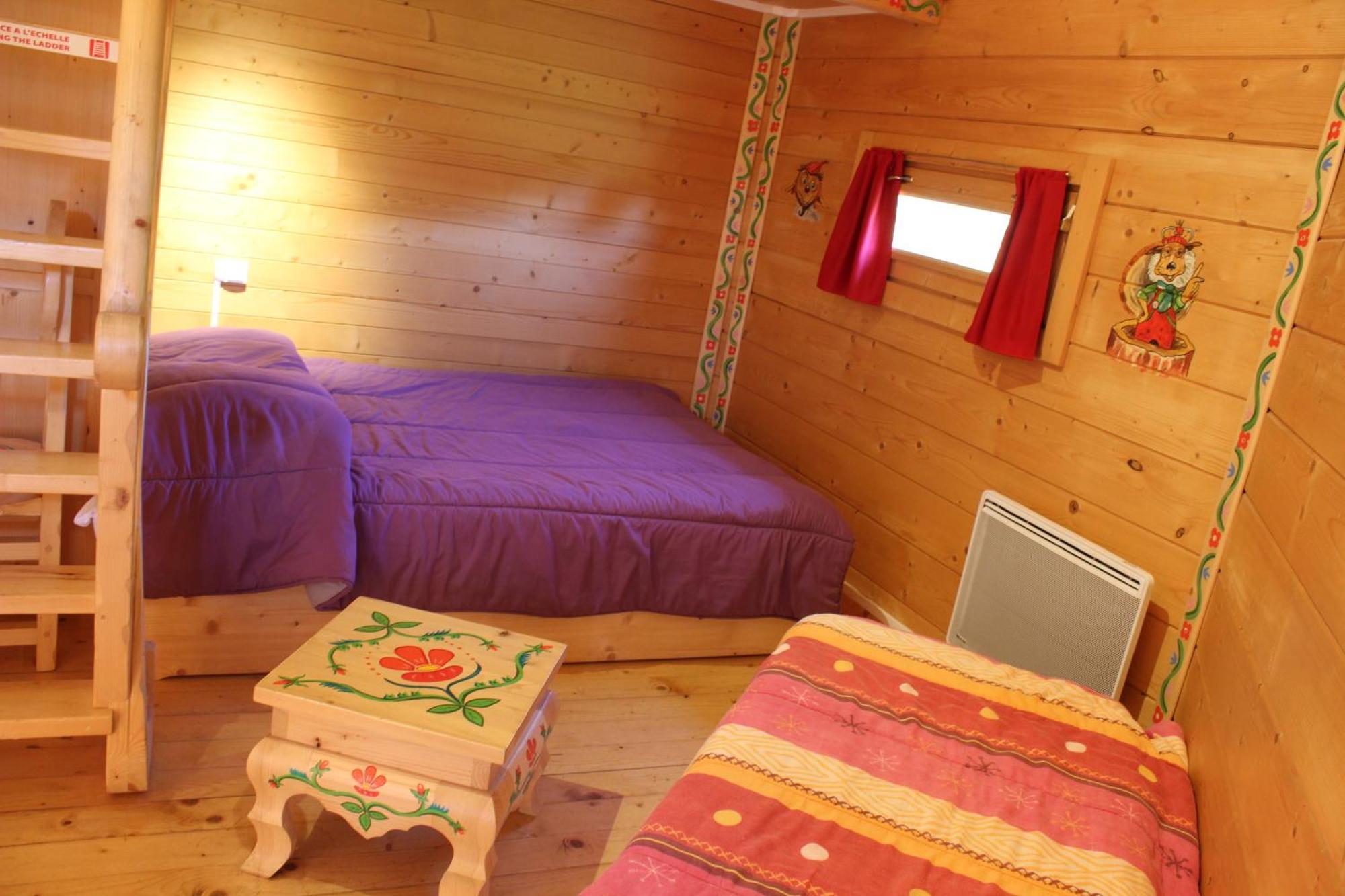 Village Vacances - Defiplanet' Dienne  Bilik gambar