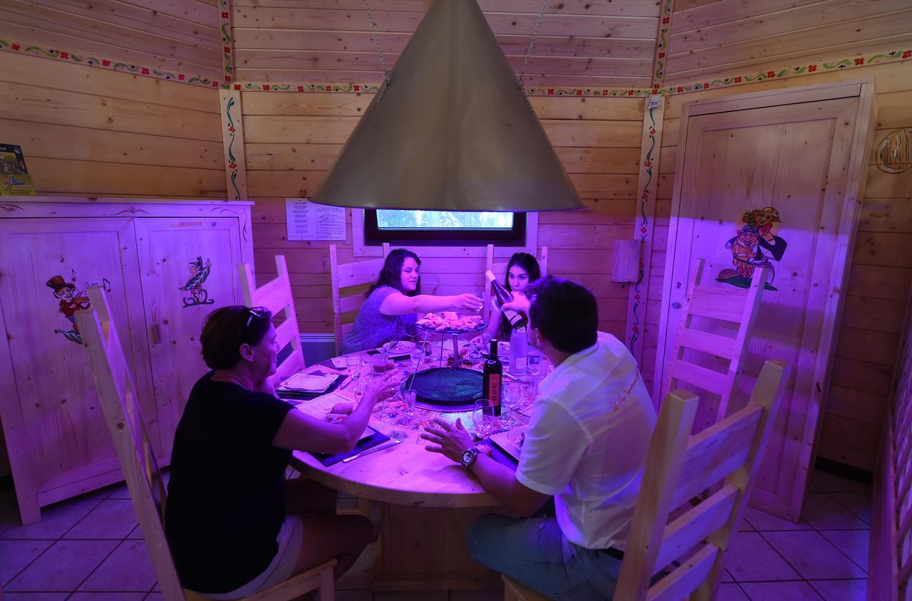 Village Vacances - Defiplanet' Dienne  Luaran gambar